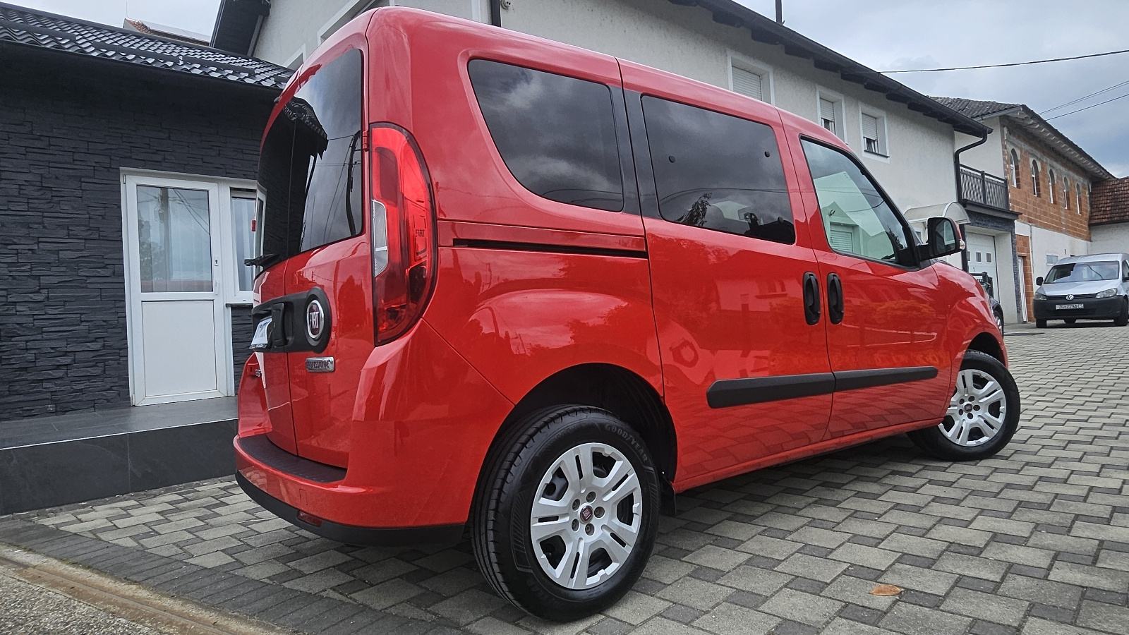 Fiat Doblo 1.6 MULTIJET - N1,5 SJEDALA - 1.VLASNIK -, fotografija 4