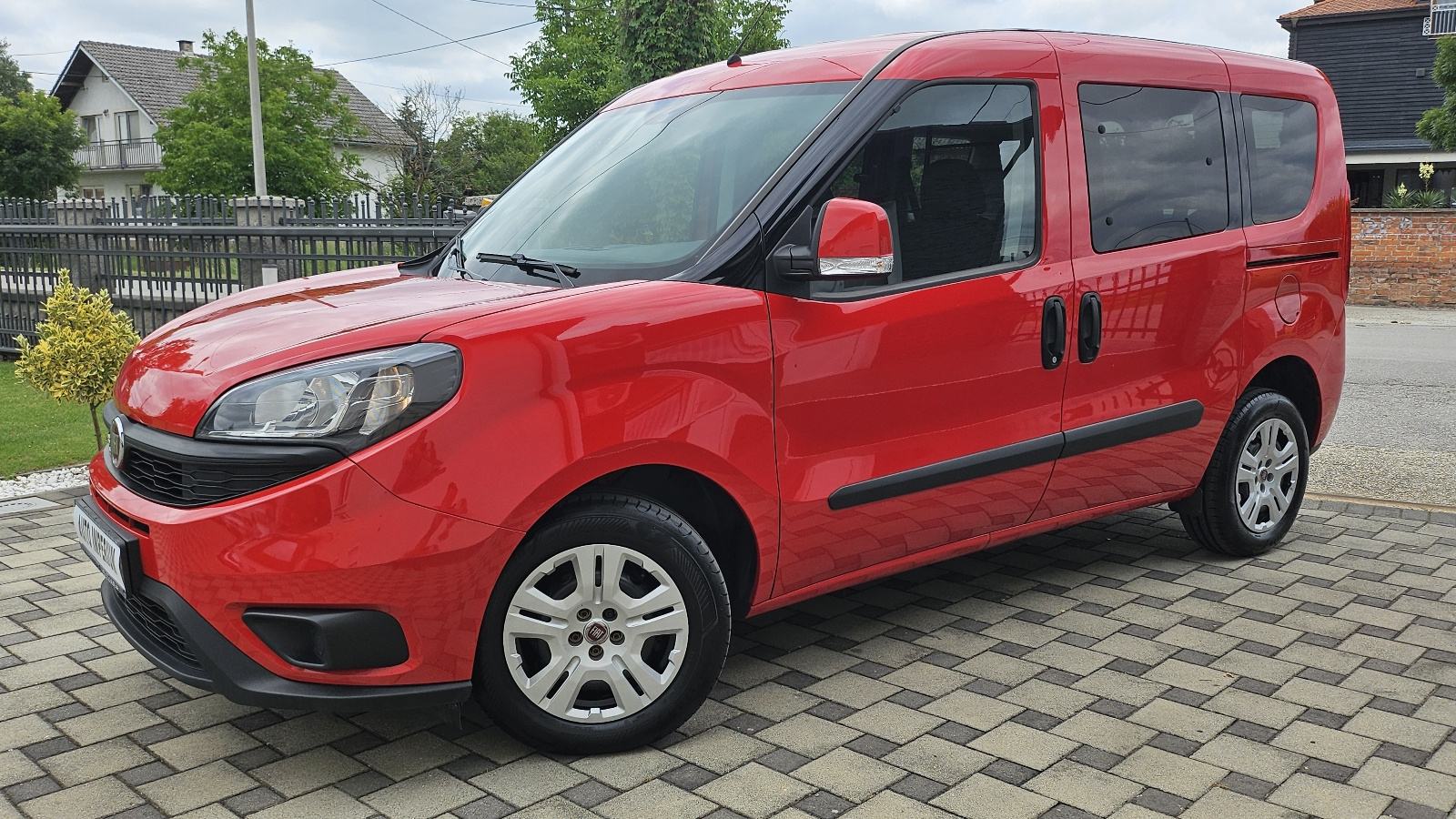Fiat Doblo 1.6 MULTIJET - N1,5 SJEDALA - 1.VLASNIK -, fotografija 6
