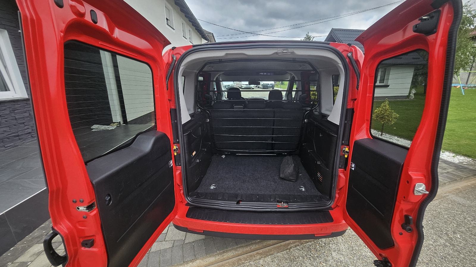 Fiat Doblo 1.6 MULTIJET - N1,5 SJEDALA - 1.VLASNIK -, fotografija 16