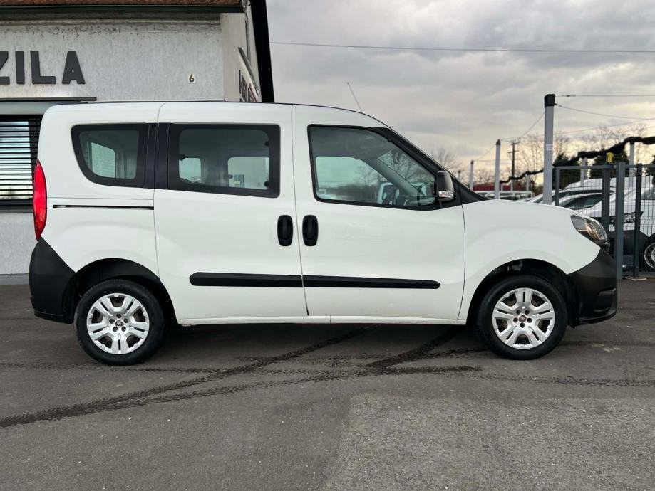 Fiat Doblo 1,6 Multijet ODBITAK PDV, fotografija 8