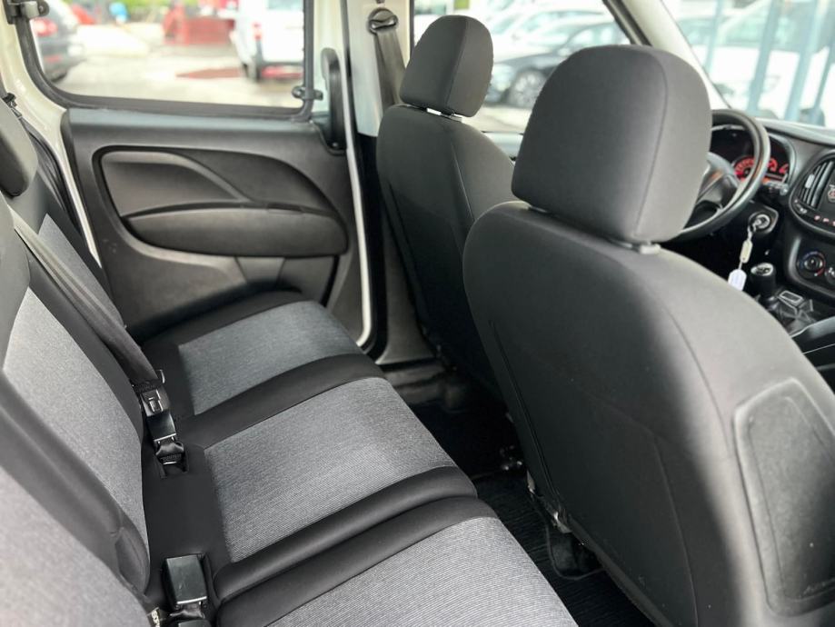 Fiat Doblo 1,6 Multijet ODBITAK PDV, fotografija 15