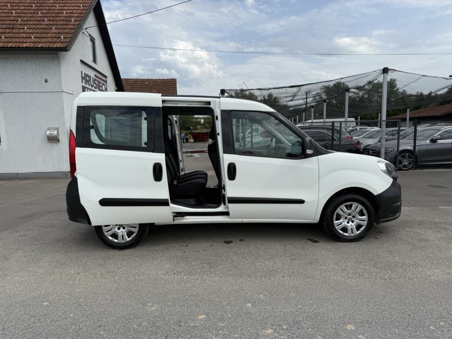Fiat Doblo 1,6 Multijet ODBITAK PDV, fotografija 9