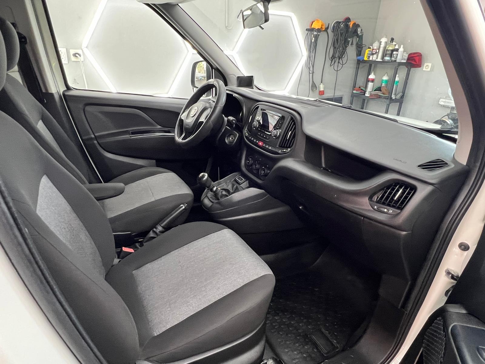 Fiat Doblo 1,6 Multijet, fotografija 16