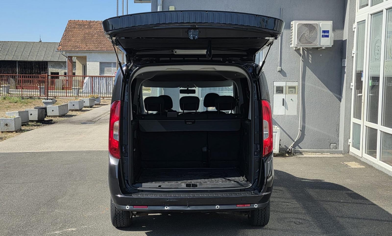 Fiat Doblo 1.6 Multijet, fotografija 9