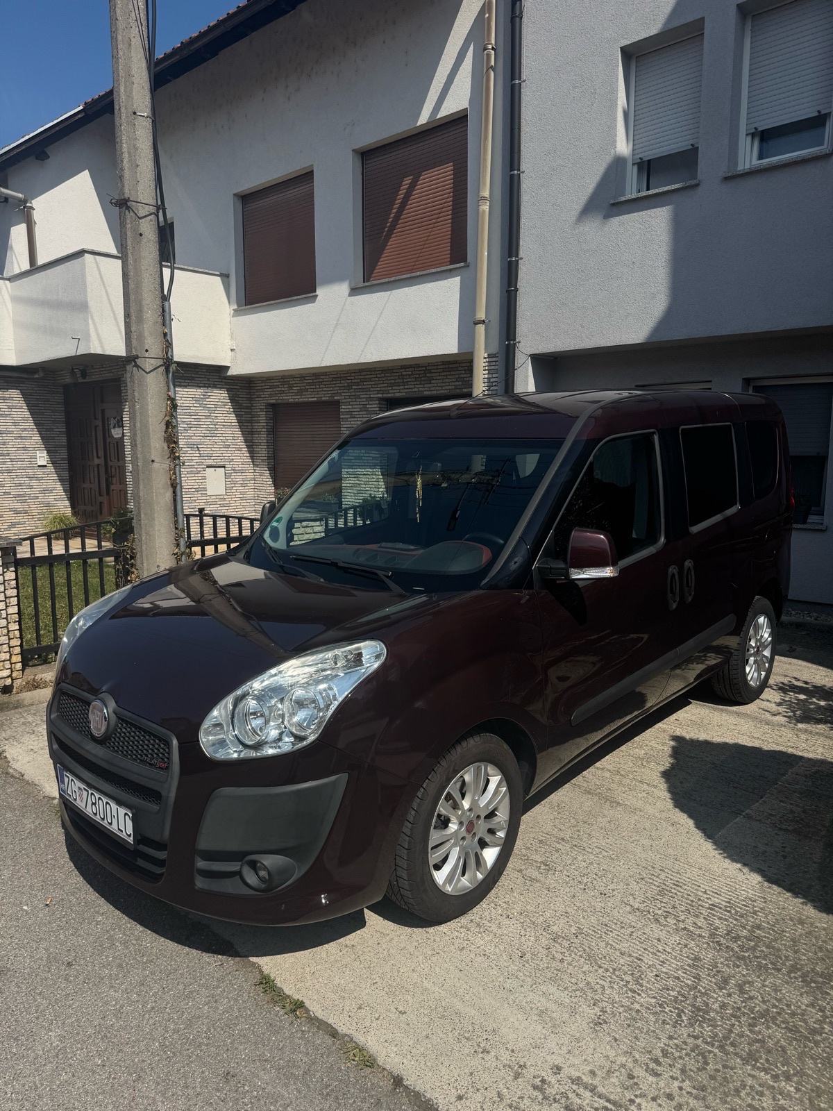 Fiat Doblo 2.0 JTDm, fotografija 3
