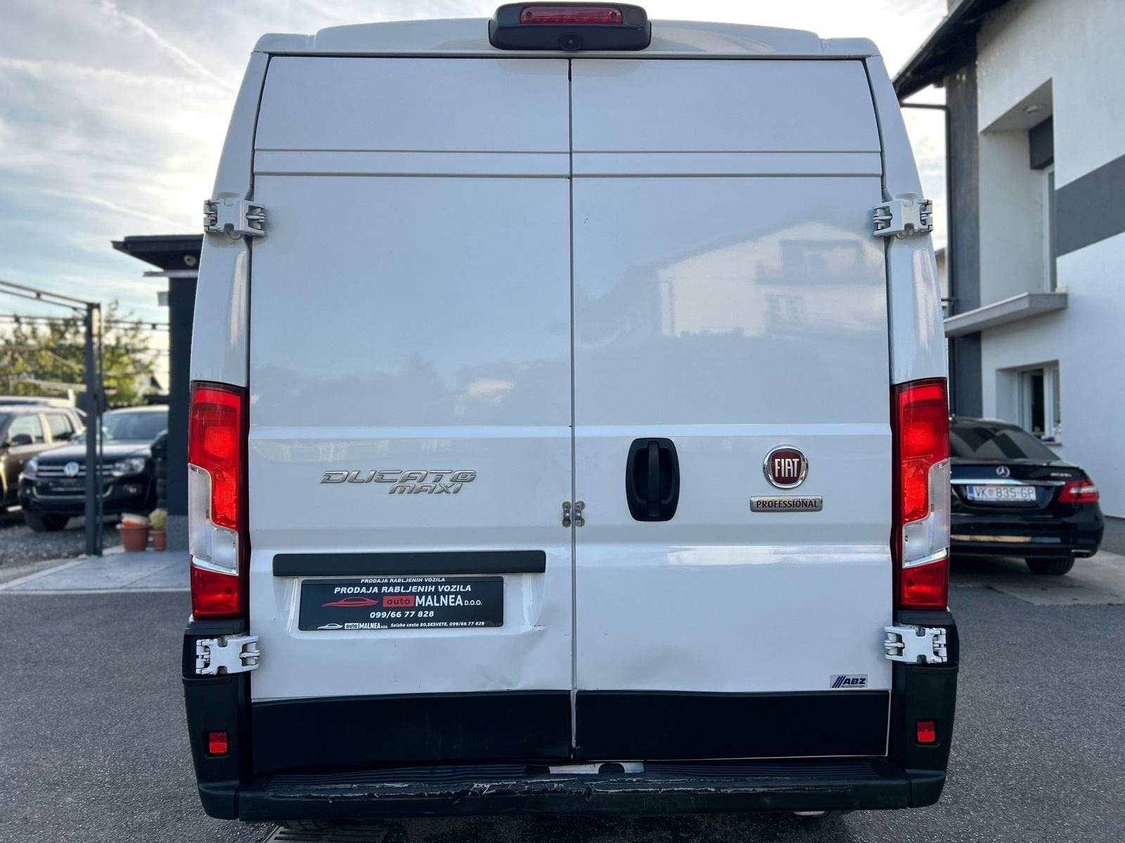 Fiat Ducato 2,2 DISEL 2021G.NOVI MODEL 103KW.2 BOĆNA VRATA SERVISNA, fotografija 13