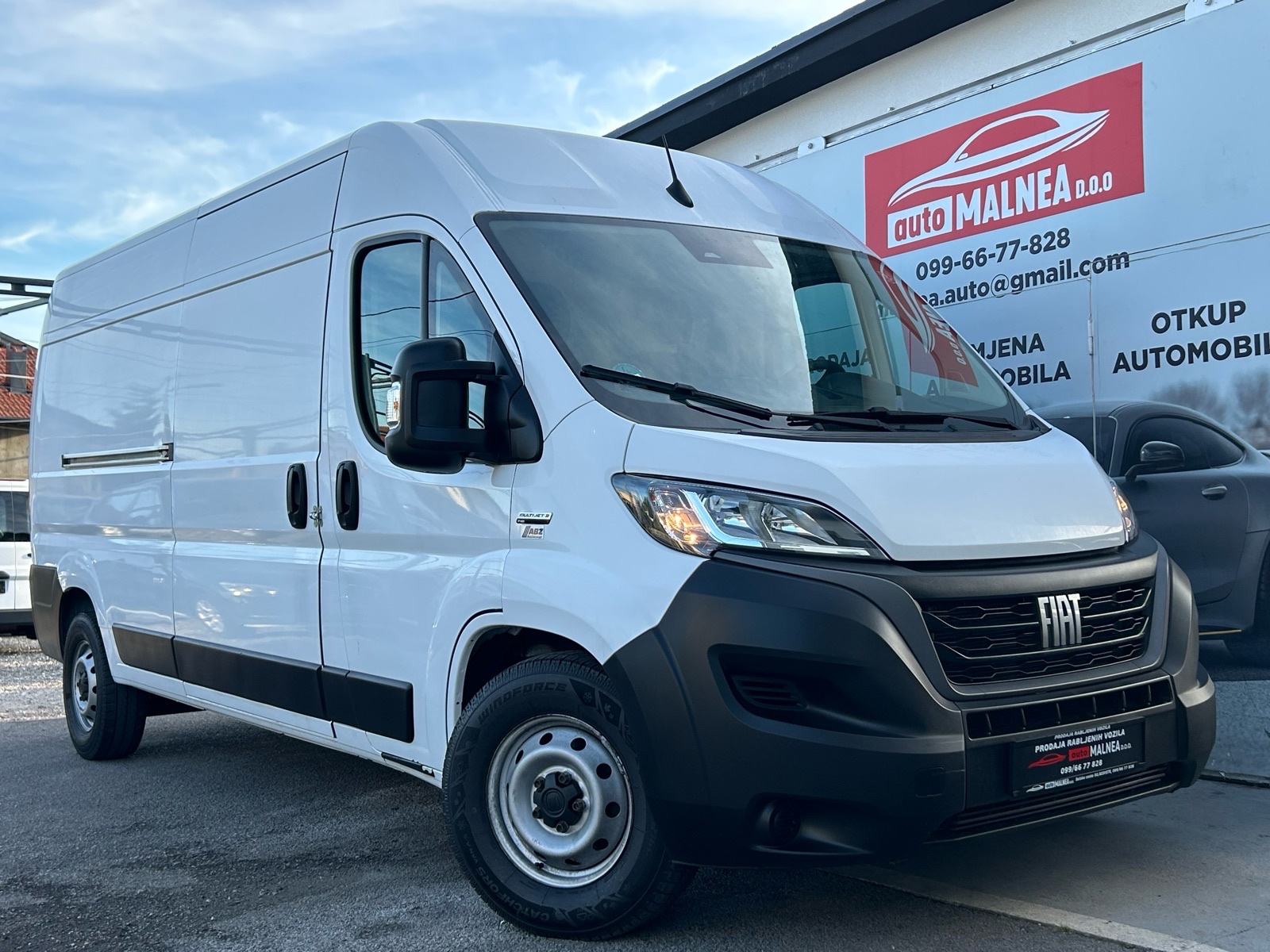 Fiat Ducato 2,2 DISEL 2021G.NOVI MODEL 103KW.2 BOĆNA VRATA SERVISNA, fotografija 11