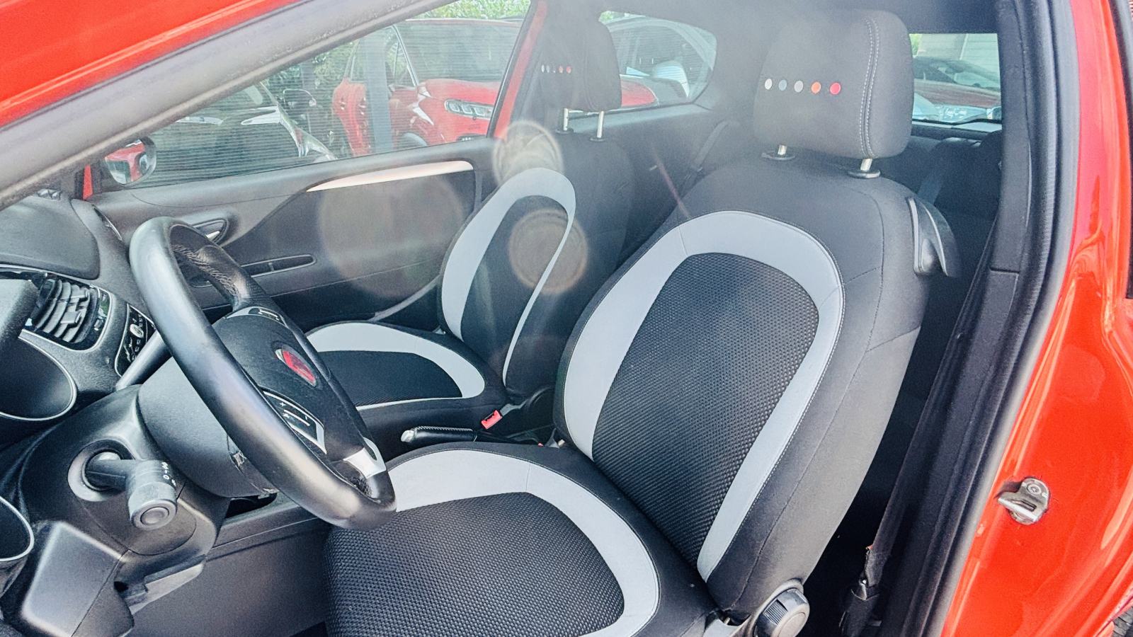 Fiat Grande Punto 1.2 Sport **KLIMA* TOP STANJE * 144TKM***, fotografija 12