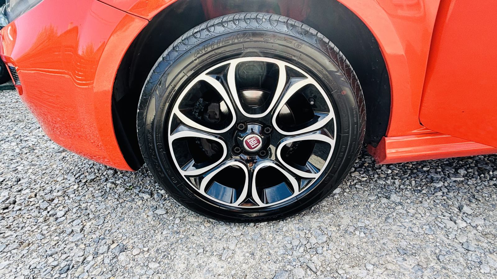 Fiat Grande Punto 1.2 Sport **KLIMA* TOP STANJE * 144TKM***, fotografija 13