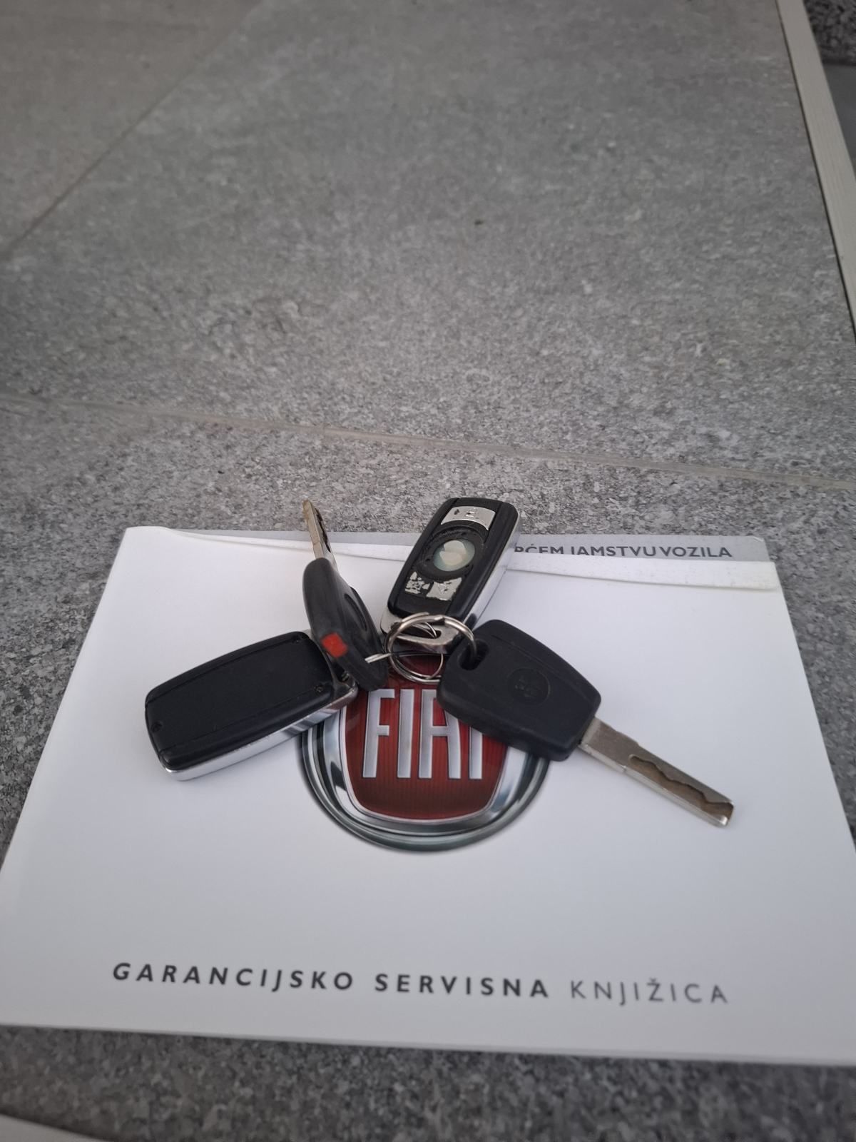 Fiat Grande Punto 1.2i, 8v, 2015.g. SERVISNA I POTVDA O KM, 169000 KM, fotografija 2