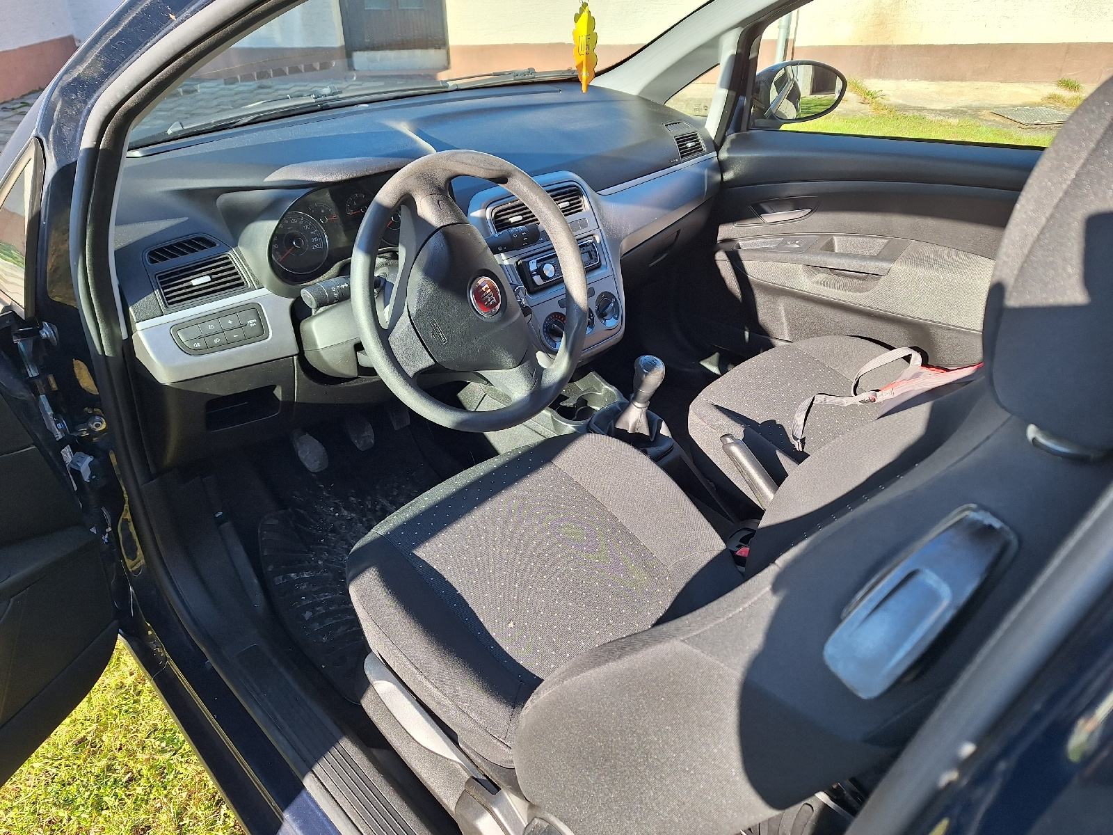 Fiat Grande Punto 1.3 jtd, fotografija 6