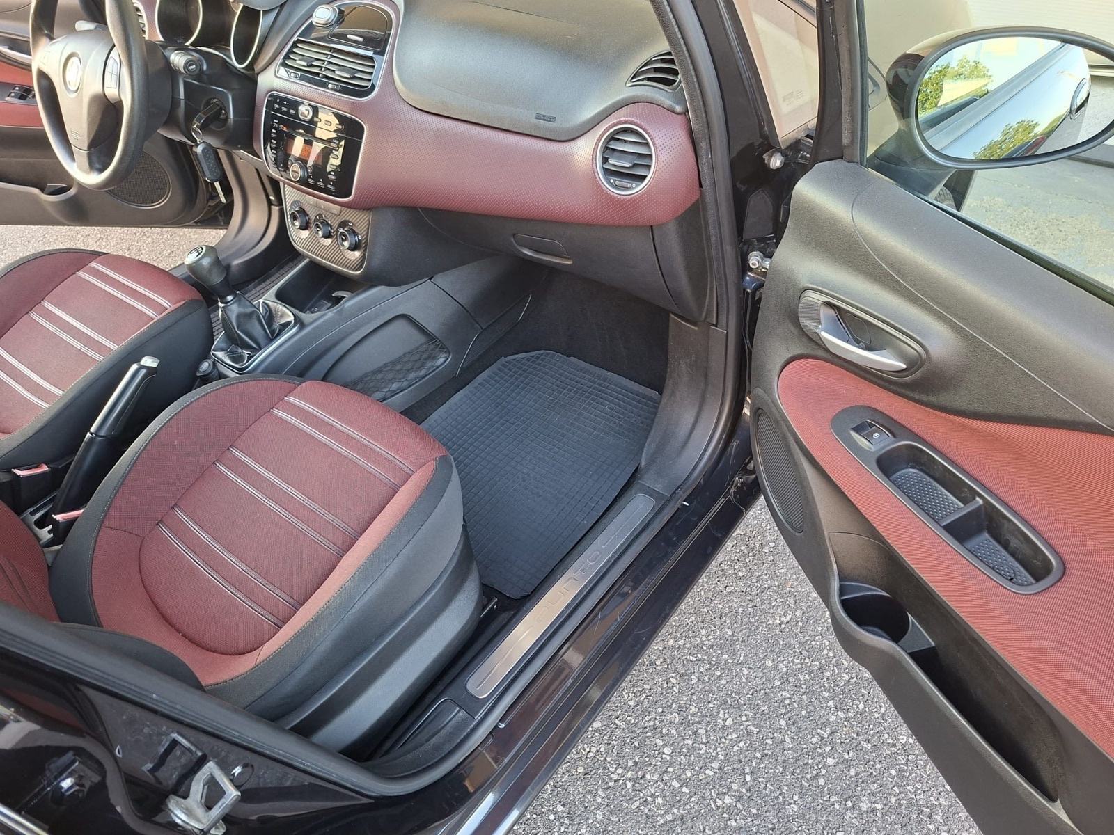 Fiat Grande Punto 1.3 jtd, fotografija 9