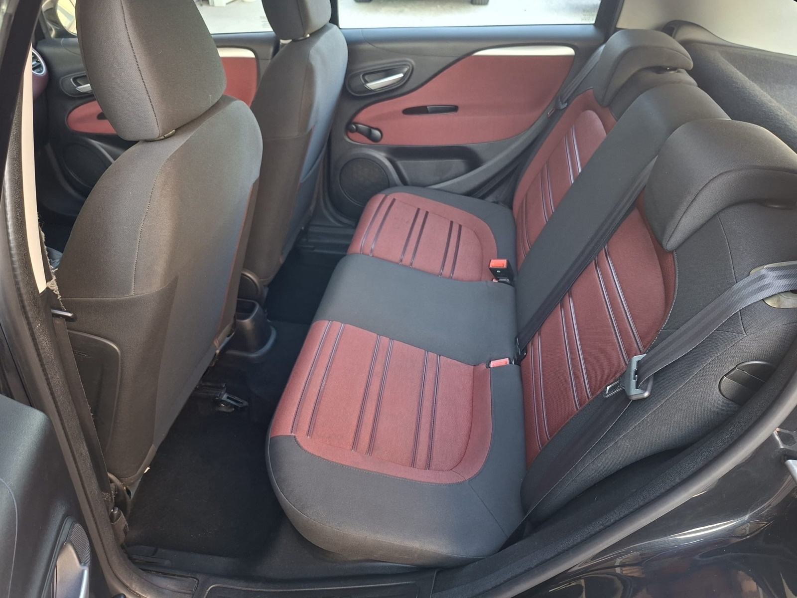 Fiat Grande Punto 1.3 jtd, fotografija 14