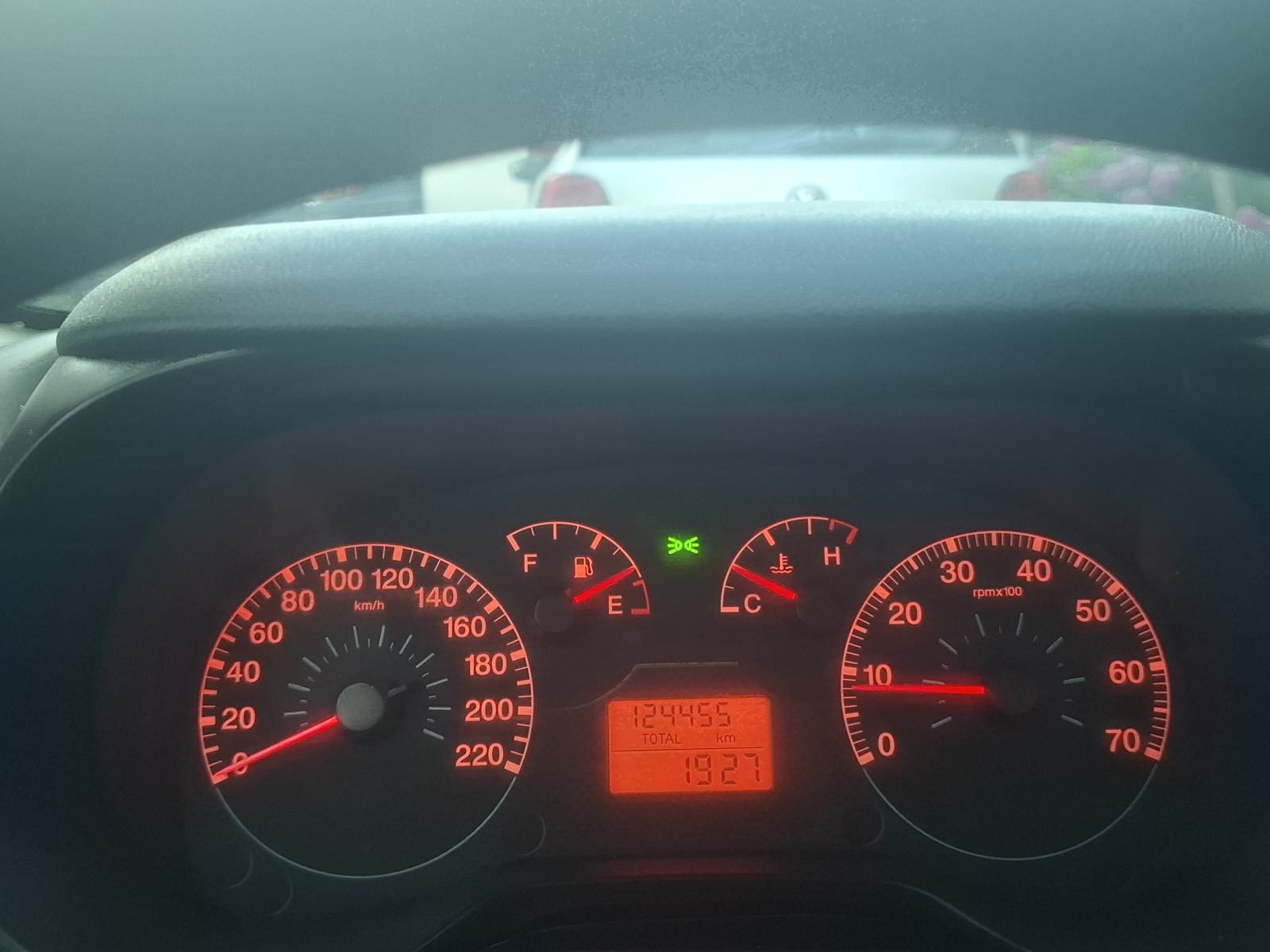 Fiat Grande Punto 1.4 i, 8v, SAMO 124000 KM, POTVRDA O KM, KAO NOV !, fotografija 8