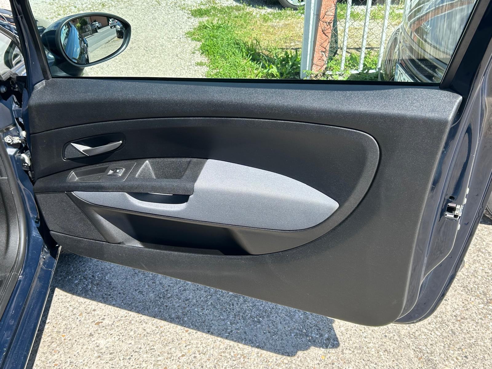 Fiat Grande Punto 1,4 AUTOMATIK, klima., fotografija 7