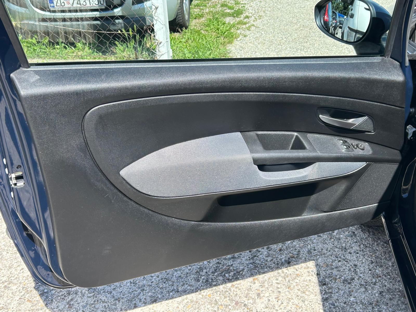 Fiat Grande Punto 1,4 AUTOMATIK, klima., fotografija 16