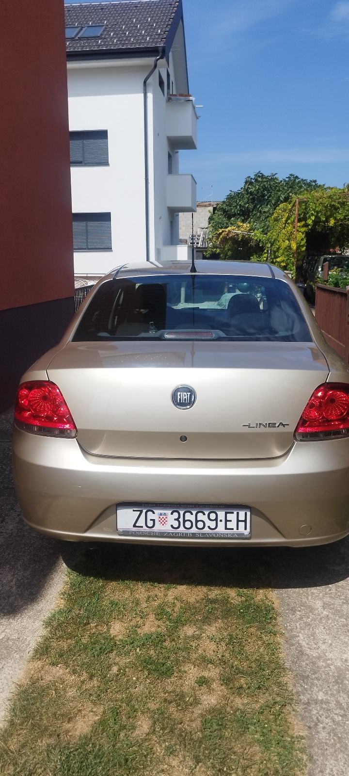 Fiat Linea 1,3 JTD, pogled izvana - slika 2