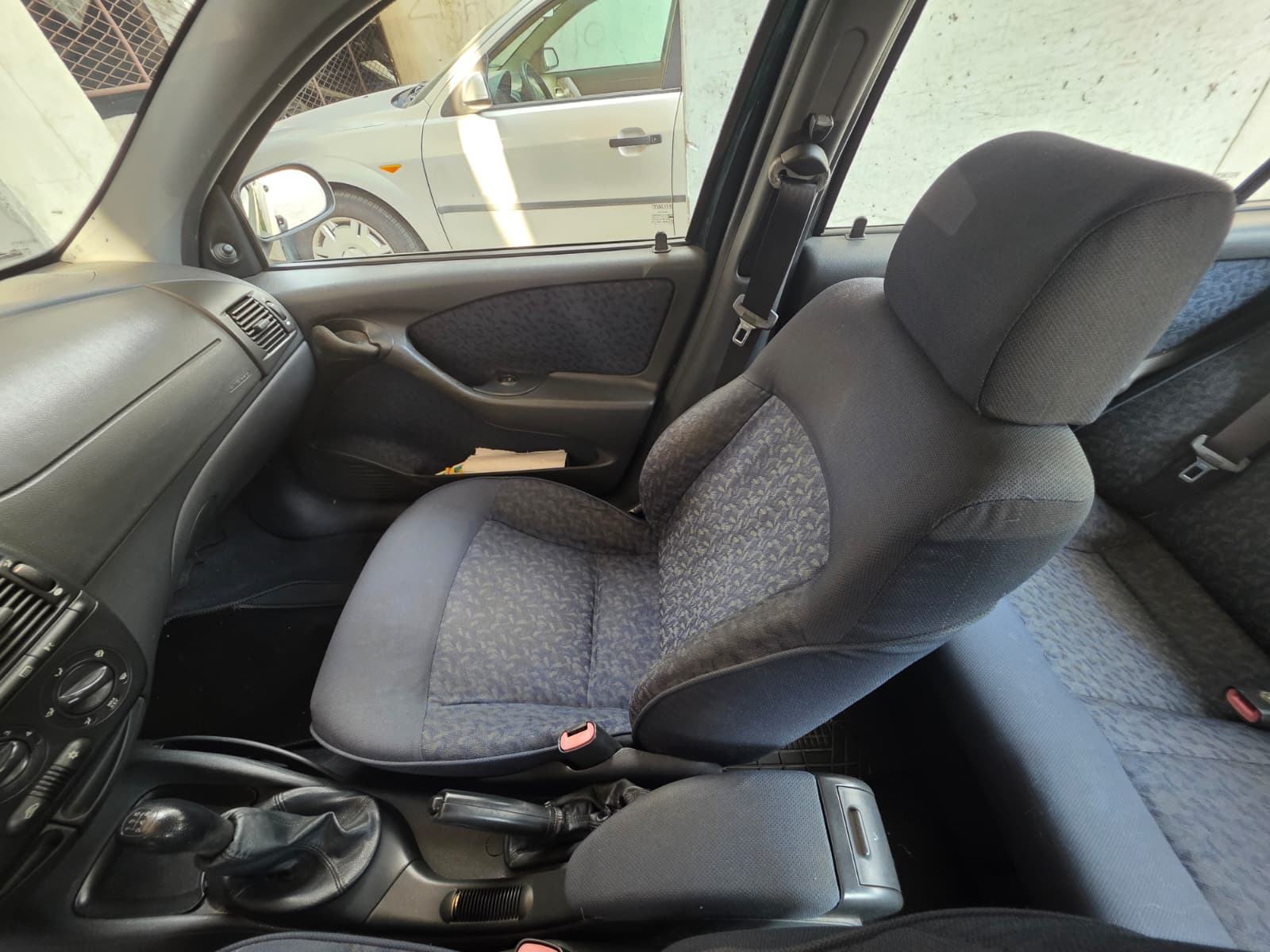 Fiat Marea 1,6 SX (1999.) - 98104 km, Reg. 10/2026., fotografija 10