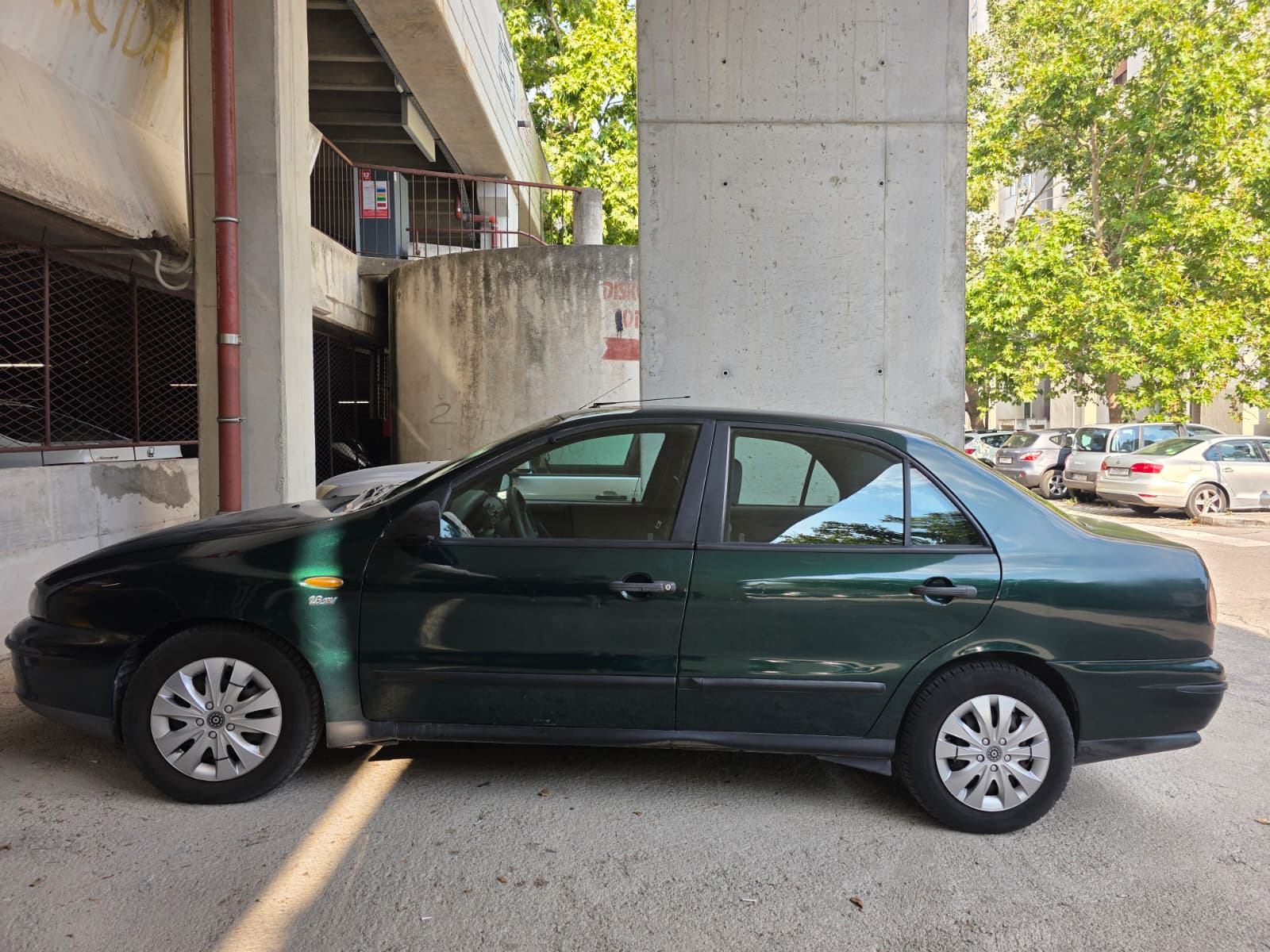 Fiat Marea 1,6 SX (1999.) - 98104 km, Reg. 10/2026., pogled izvana - slika 1