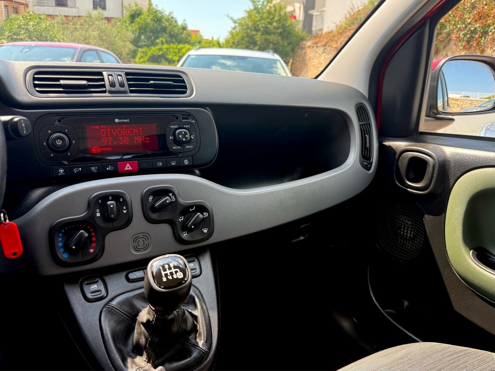 FIAT Panda 0.9 TwinAir pogon 4x4 *85 ks/sva oprema/4 AWD/Eco mod*, fotografija 19