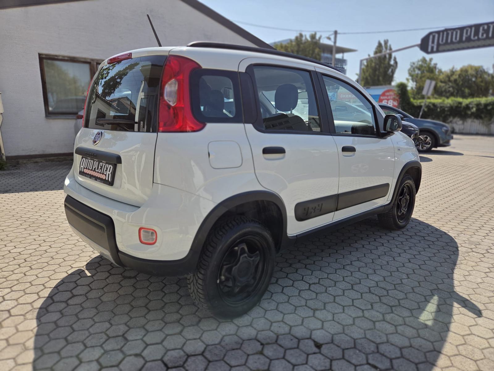 Fiat Panda 0,9 TwinAir 4x4, fotografija 7