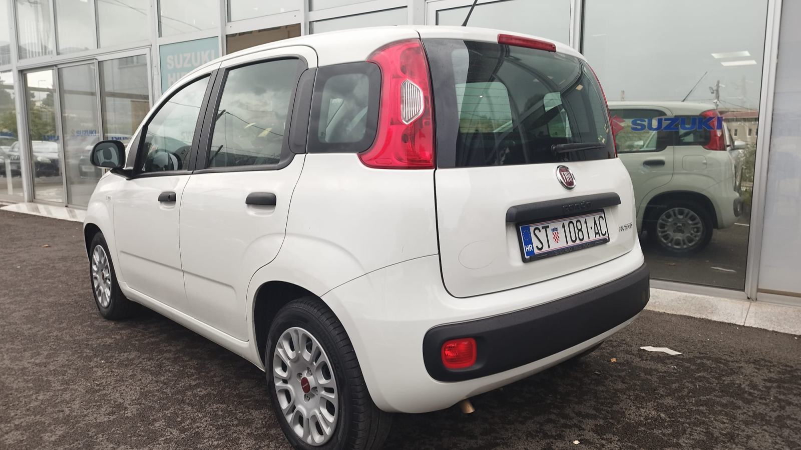 AKCIJA! Fiat Panda 1,0 Hybrid 2022. reg. do 04/2027, fotografija 6