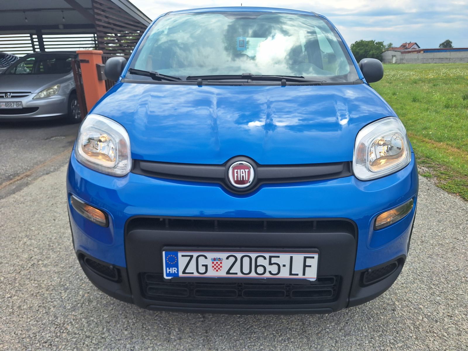 Fiat Panda 1,0 HYBRID TVORNICKO JAMSTVO 5+, fotografija 3