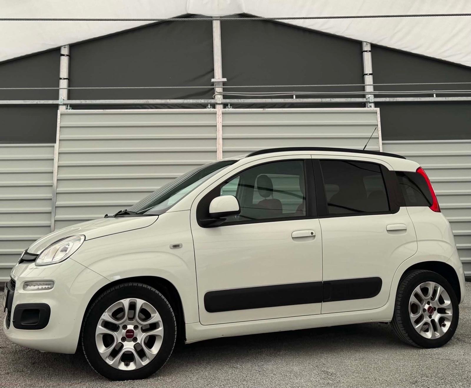 Fiat Panda 1.2 - 1. VLASNIK - SAMO 129.000 KM - ALU - ODLIČNA, fotografija 3