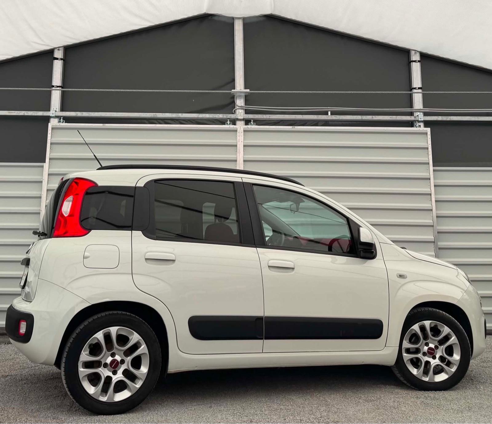 Fiat Panda 1.2 - 1. VLASNIK - SAMO 129.000 KM - ALU - ODLIČNA, fotografija 4