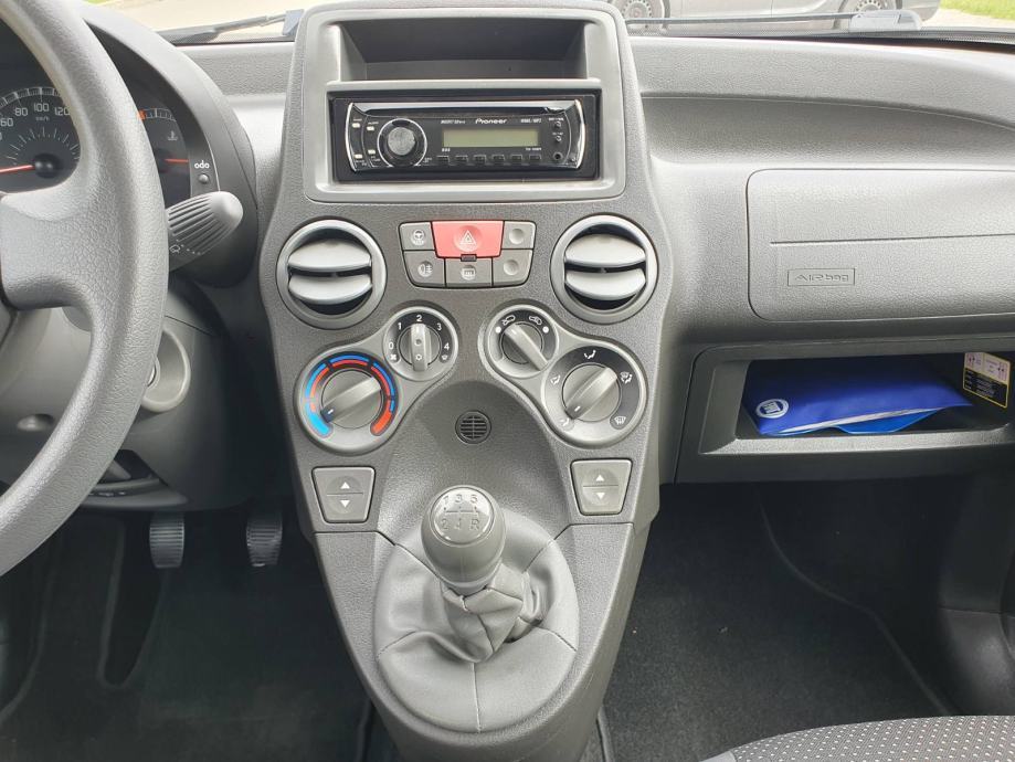 Fiat Panda 1,2, 2009 GOD, 133000 KM, KARTICE, fotografija 10