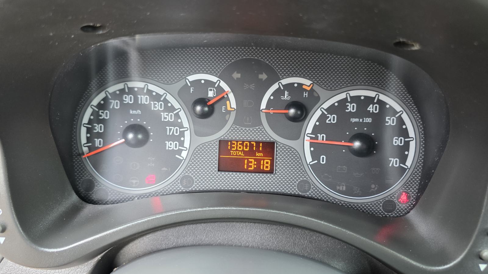 Fiat Panda 1,2 Klima, servisna, samo 136.000 km, TOP STANJE..., fotografija 20