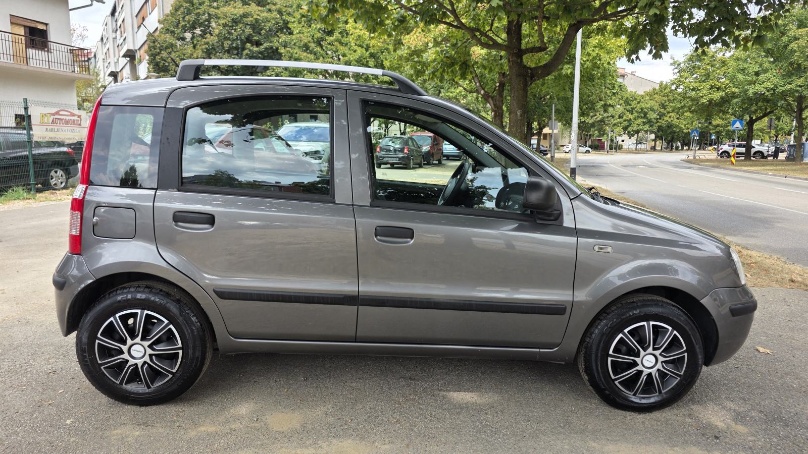 Fiat Panda 1,2 Klima, servisna, samo 136.000 km, TOP STANJE..., fotografija 11