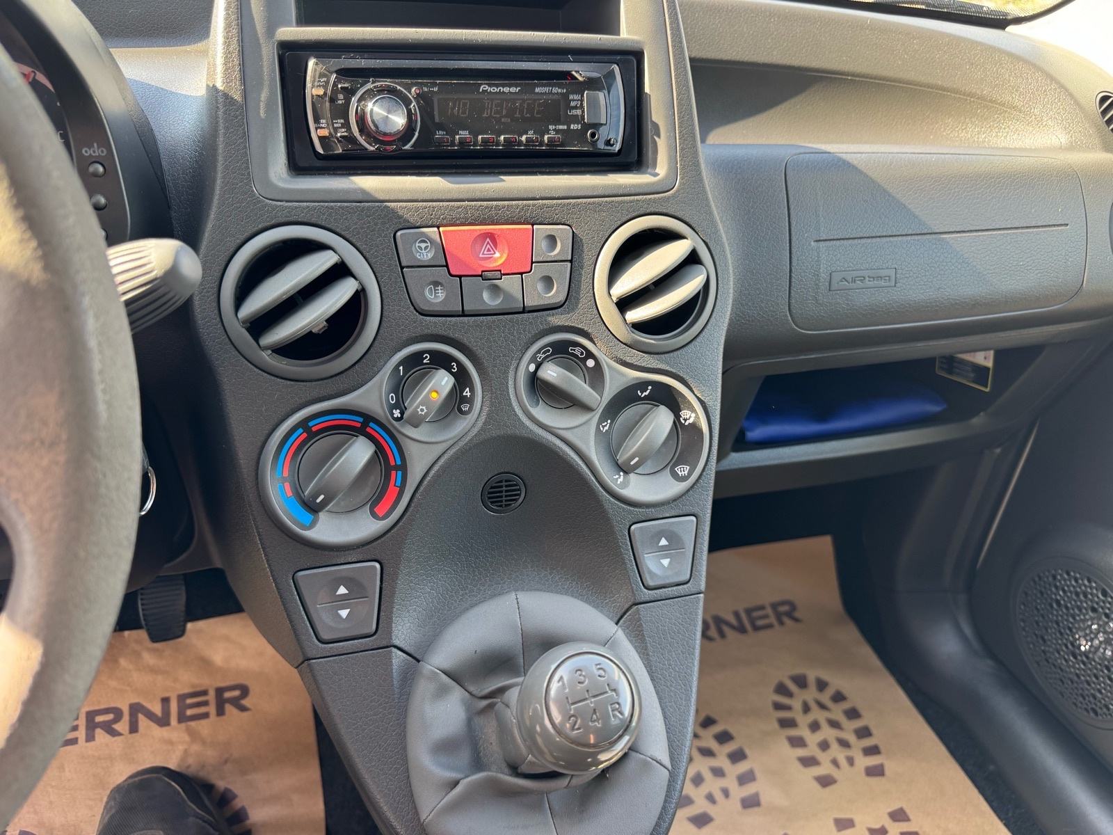 Fiat Panda 1,2, fotografija 6