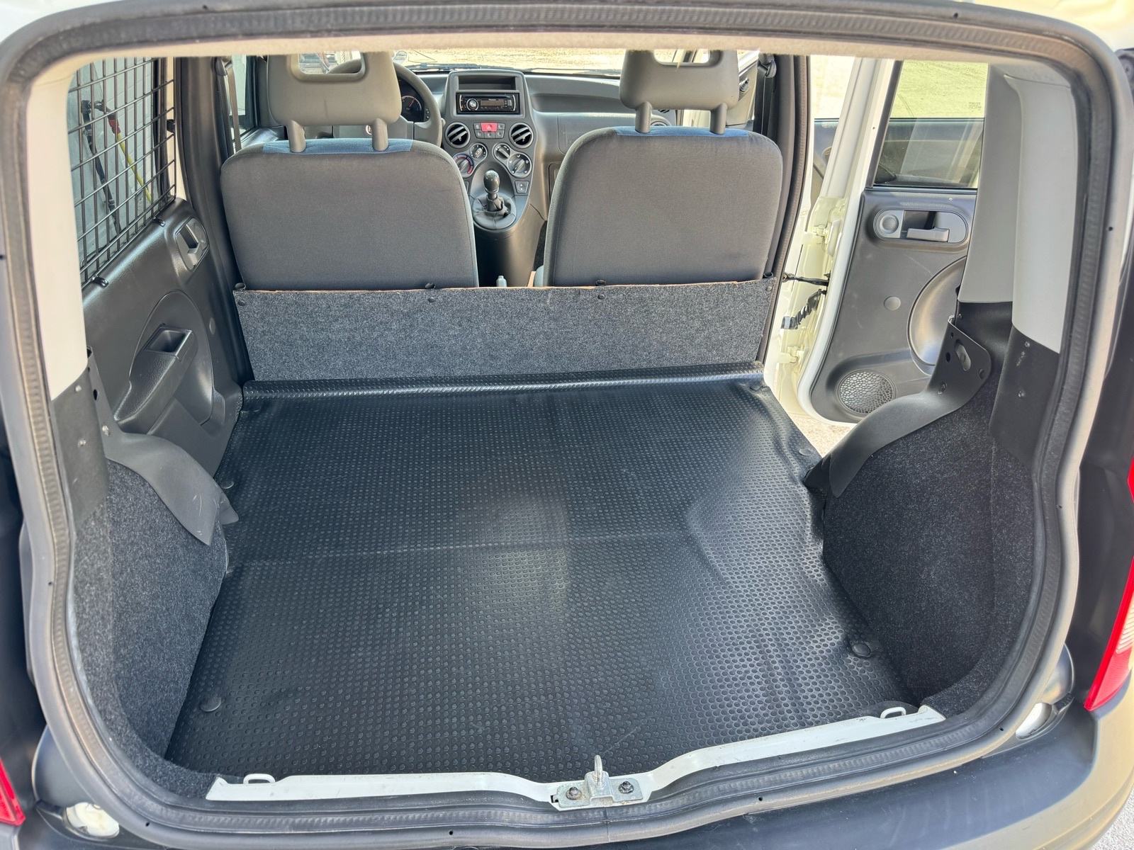 Fiat Panda 1,2, fotografija 13