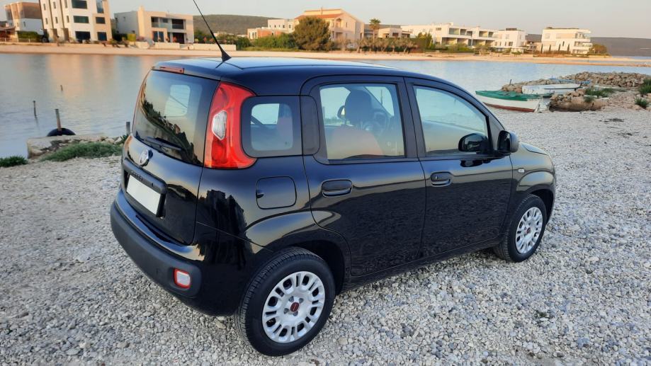 Fiat Panda * 1,2 * 60-Tkm, PLIN, 2019god., fotografija 11