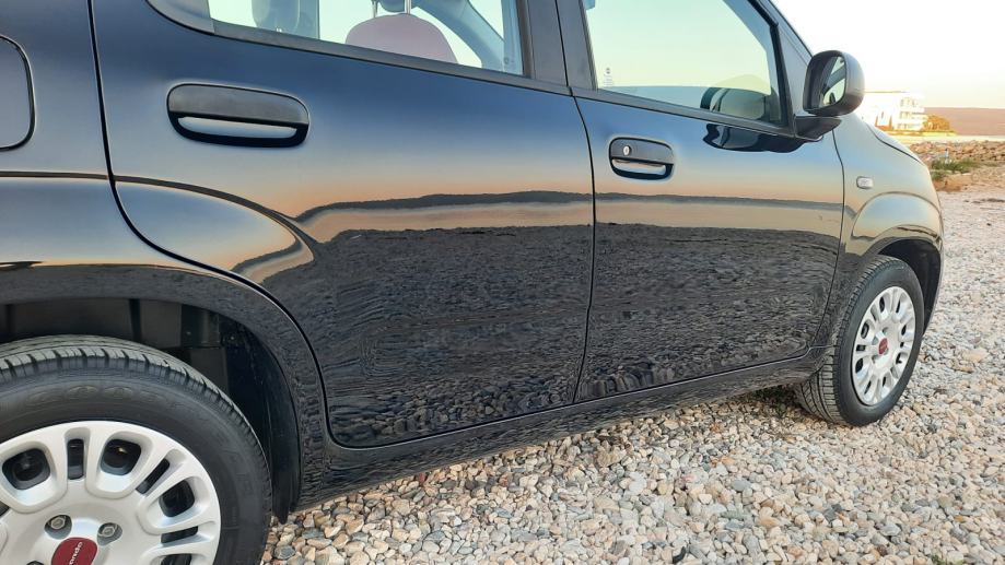 Fiat Panda * 1,2 * 60-Tkm, PLIN, 2019god., fotografija 18