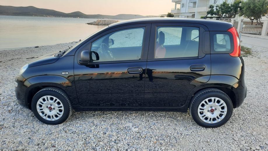Fiat Panda * 1,2 * 60-Tkm, PLIN, 2019god., fotografija 6