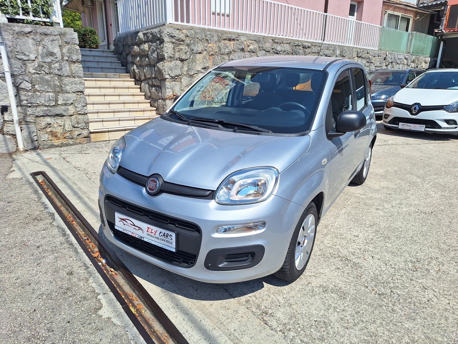 Fiat Panda 1,2, fotografija 2