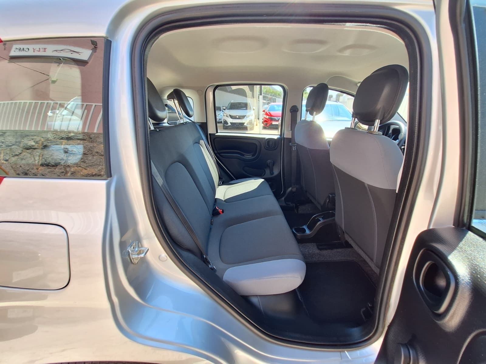 Fiat Panda 1,2, fotografija 17