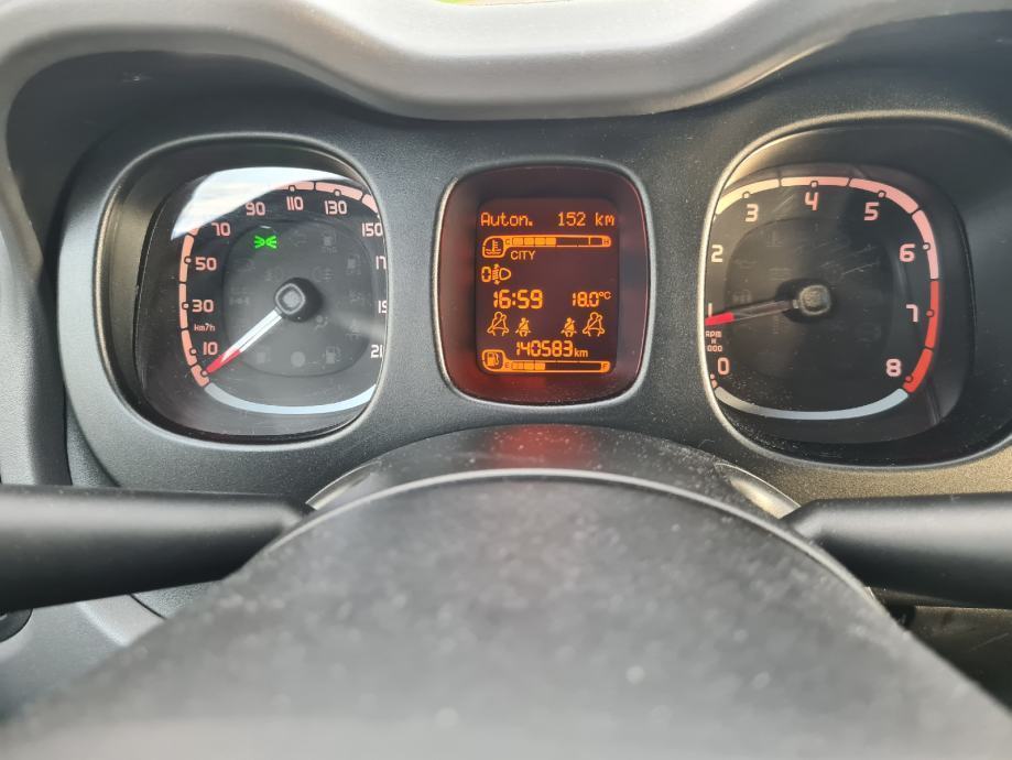 Fiat Panda 1,2,2015 GOD, 140000 KM, KLIMA,KARTICE, fotografija 10