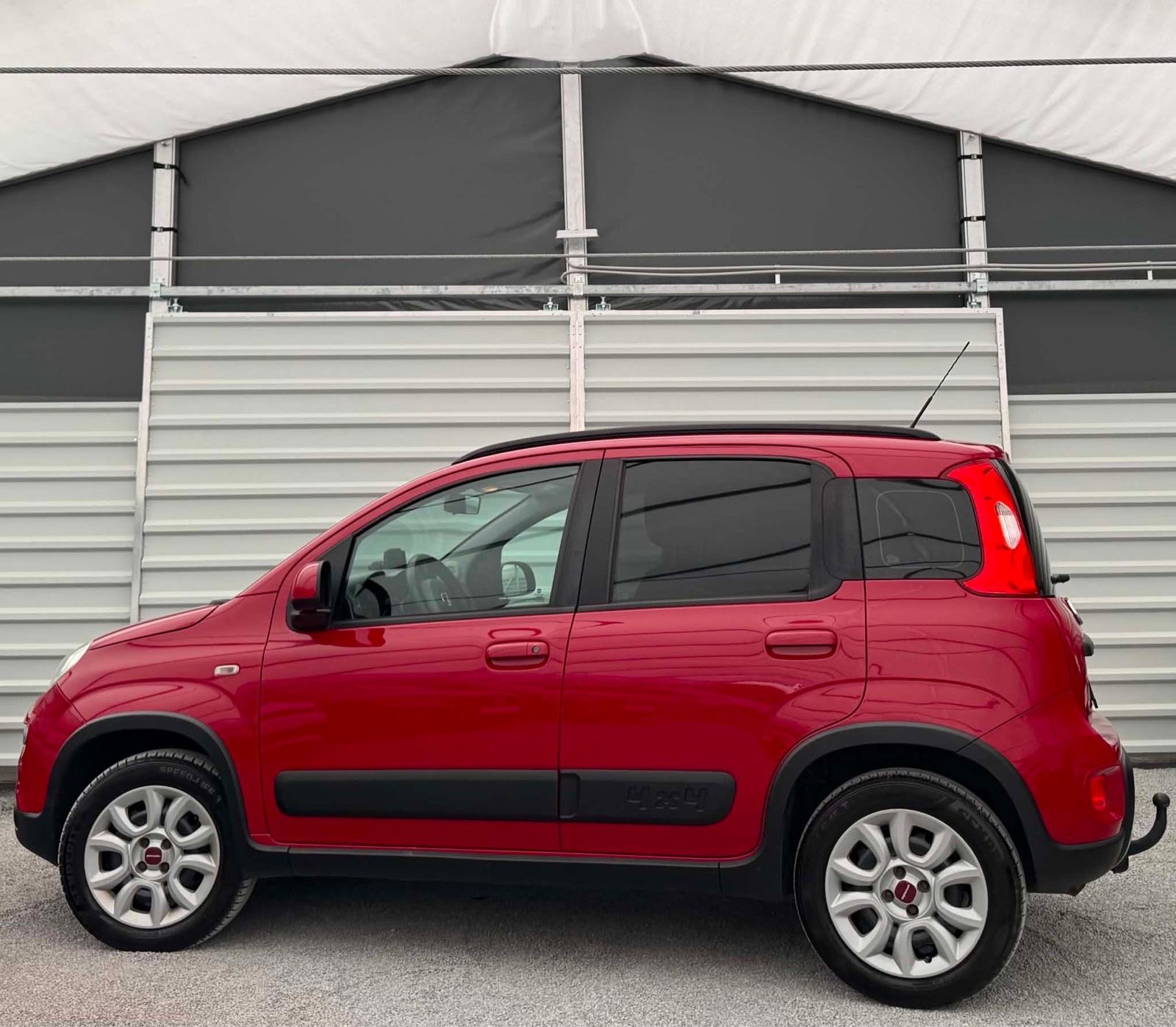 Fiat Panda 1.3 MULTIJET - 4X4 POGON - ALU - VELIK SERVIS, fotografija 6