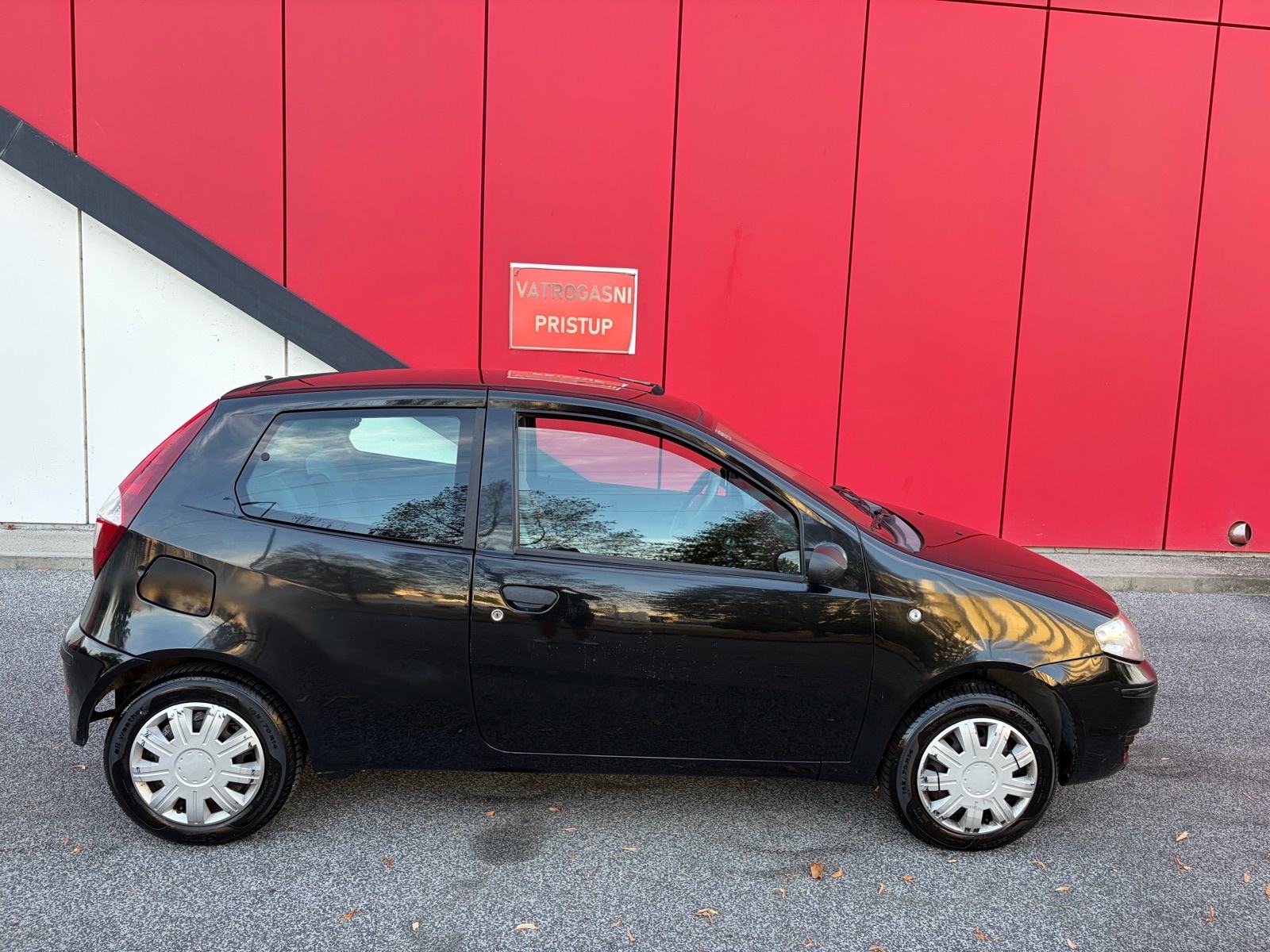 FIAT PUNTO 1.2 2007 GODINA KLIMA REDIZAJN REGISTRIRAN GODINU DANA!!, fotografija 6
