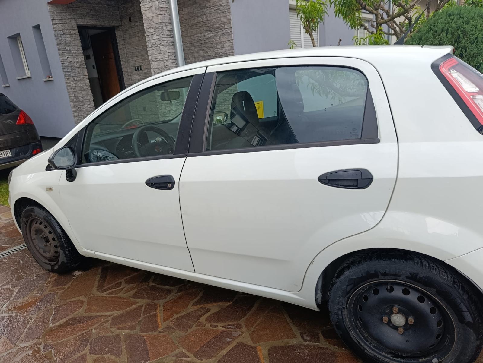 Fiat Punto 1,2 REG DO 12 MJ, fotografija 8