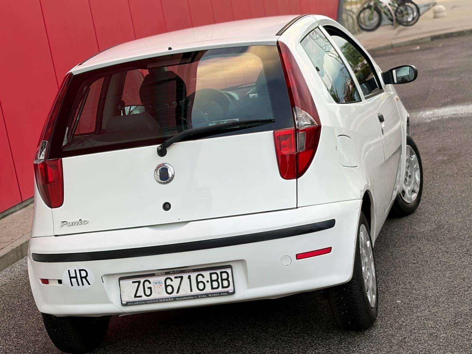 FIAT PUNTO 1.2 ACTIVE KLIMA EL. PODIZACI PRVI VLASNIK KAO NOV!!, fotografija 2