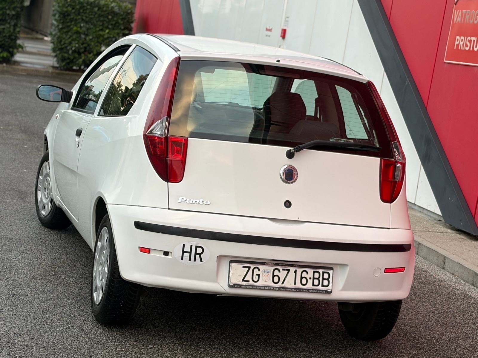 FIAT PUNTO 1.2 ACTIVE KLIMA EL. PODIZACI PRVI VLASNIK KAO NOV!!, fotografija 4