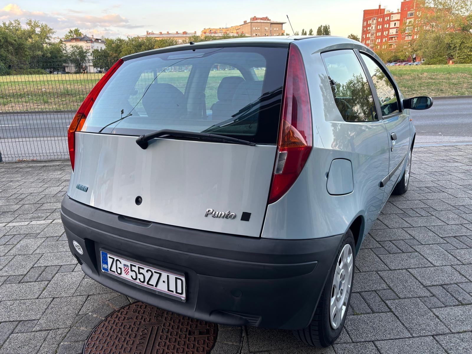 Fiat Punto 1.2 benzin, 1. Vlasnik, samo 81ooo kilometara, servo, klima, fotografija 6