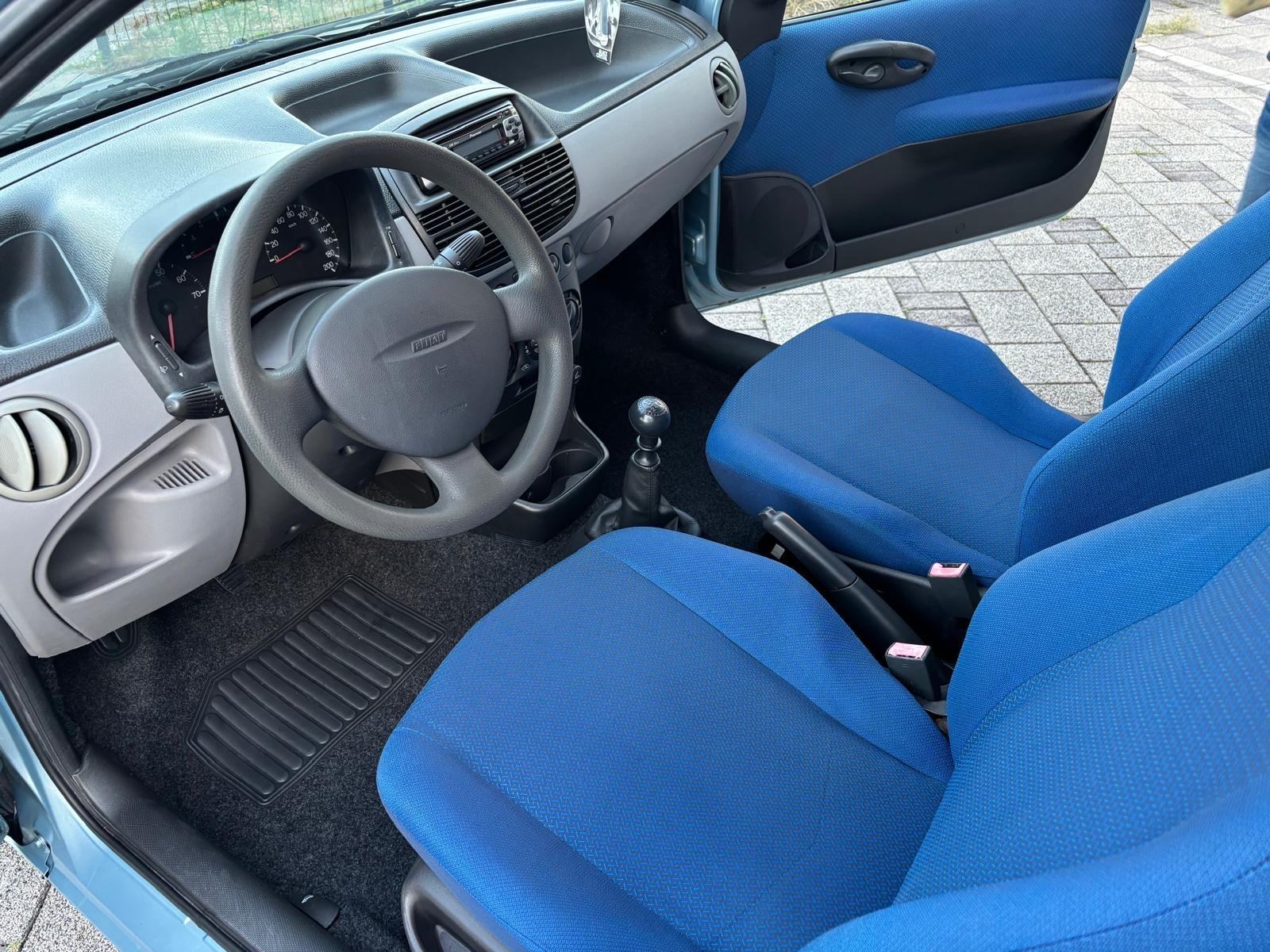 Fiat Punto 1.2 benzin, 1. Vlasnik, samo 81ooo kilometara, servo, klima, fotografija 15