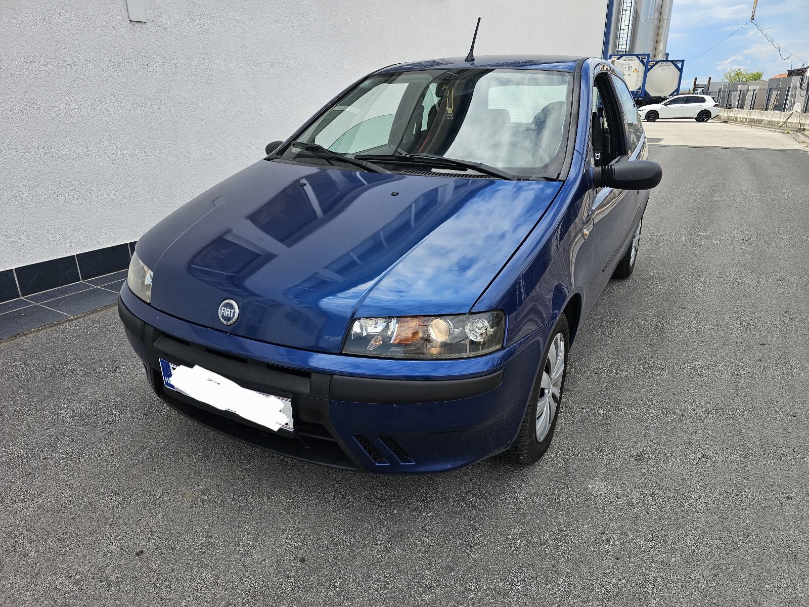 Fiat Punto 1,2, ODLIČAN! Reg.10/26. Nove gume., fotografija 2