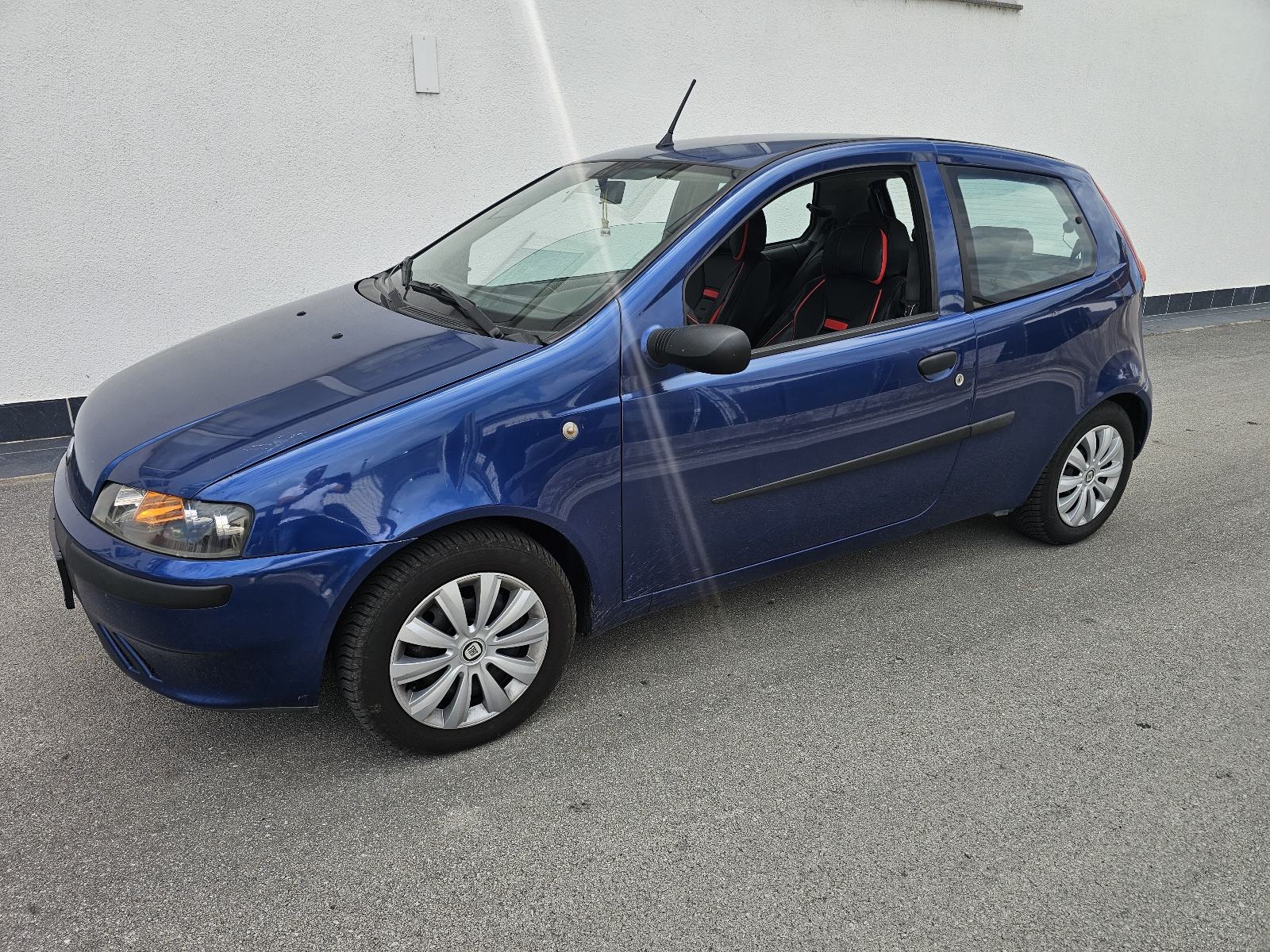 Fiat Punto 1,2, ODLIČAN! Reg.10/26. Nove gume., fotografija 3