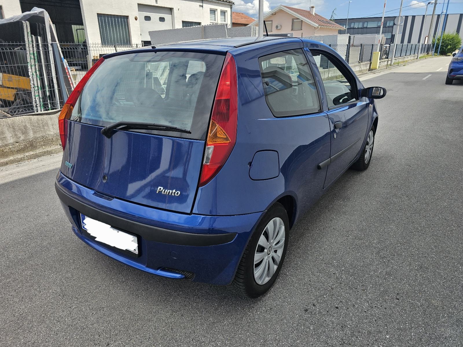 Fiat Punto 1,2, ODLIČAN! Reg.10/26. Nove gume., fotografija 7